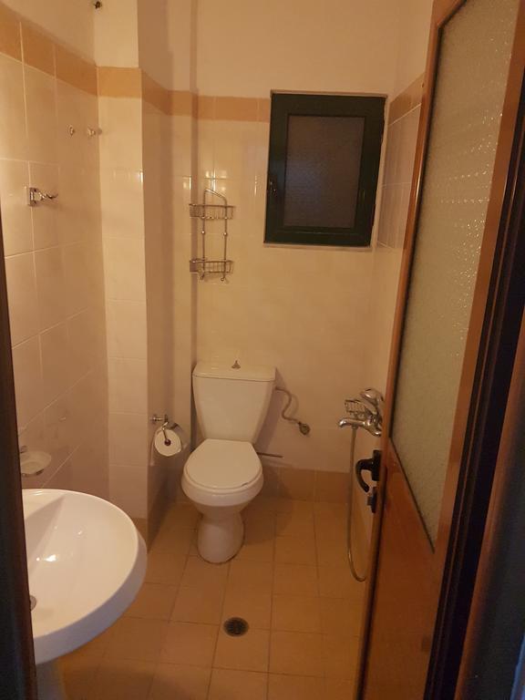 Perla Hotel Saranda מראה חיצוני תמונה