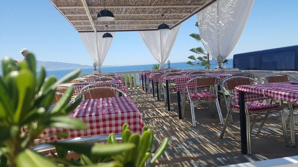 Perla Hotel Saranda מראה חיצוני תמונה