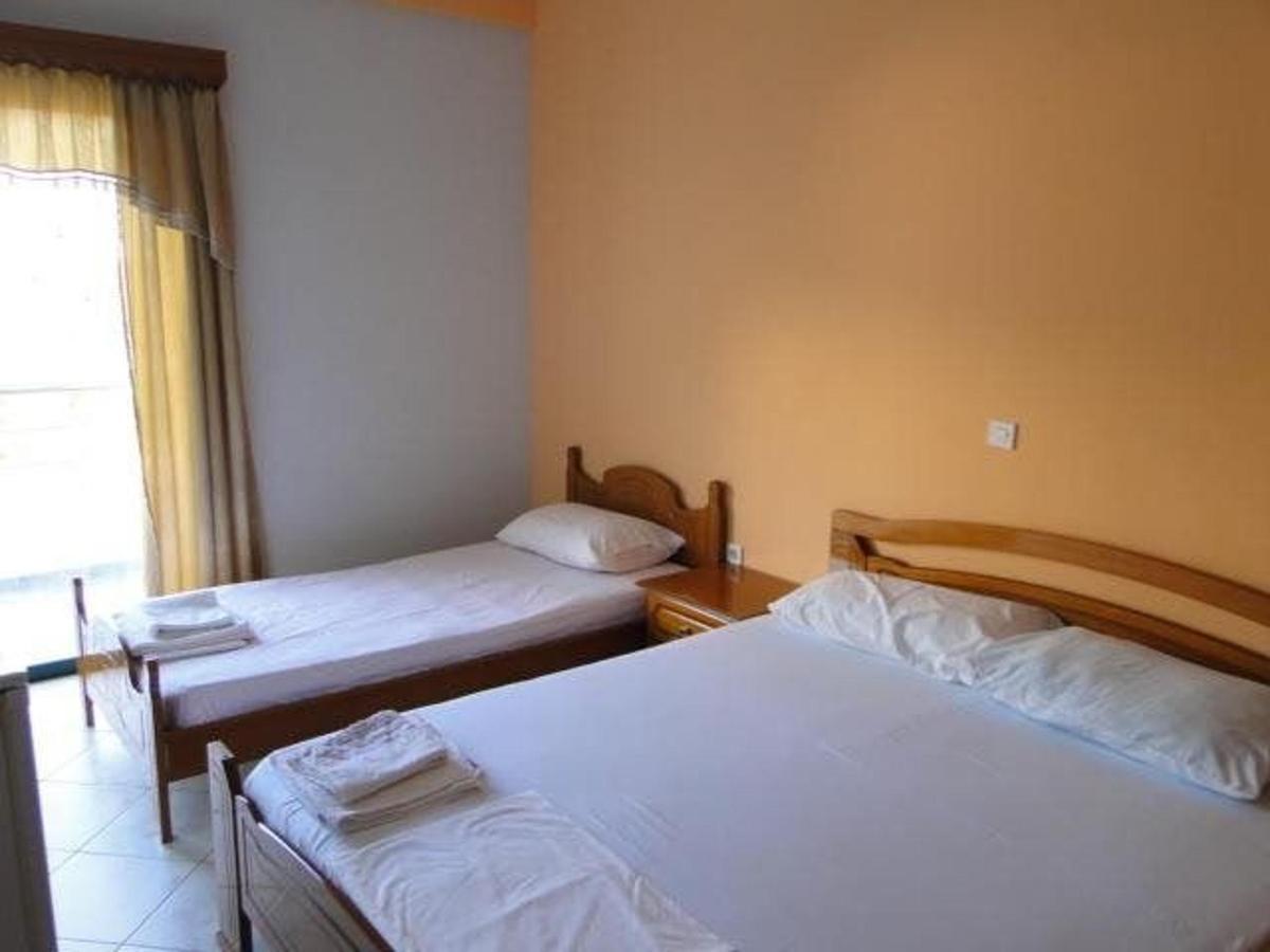 Perla Hotel Saranda מראה חיצוני תמונה